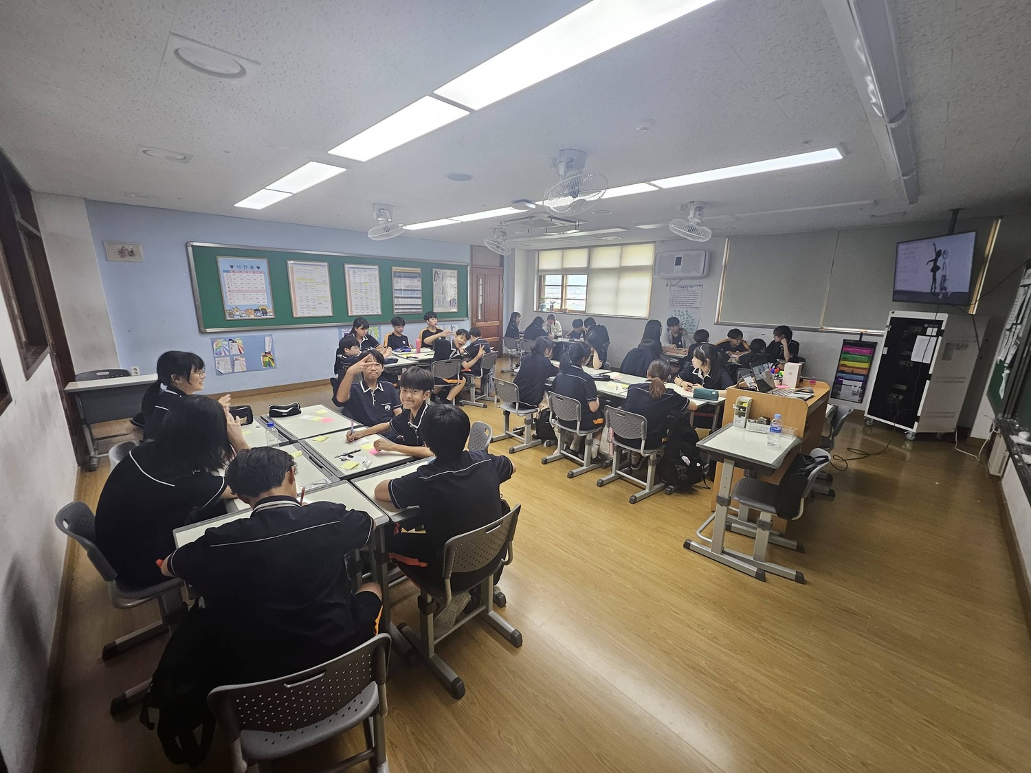 1888724919_AdtwqLKi_0bf45373f9bf13e0ef5e1e50dc16720db8912d4a.jpg 이미지크게보기