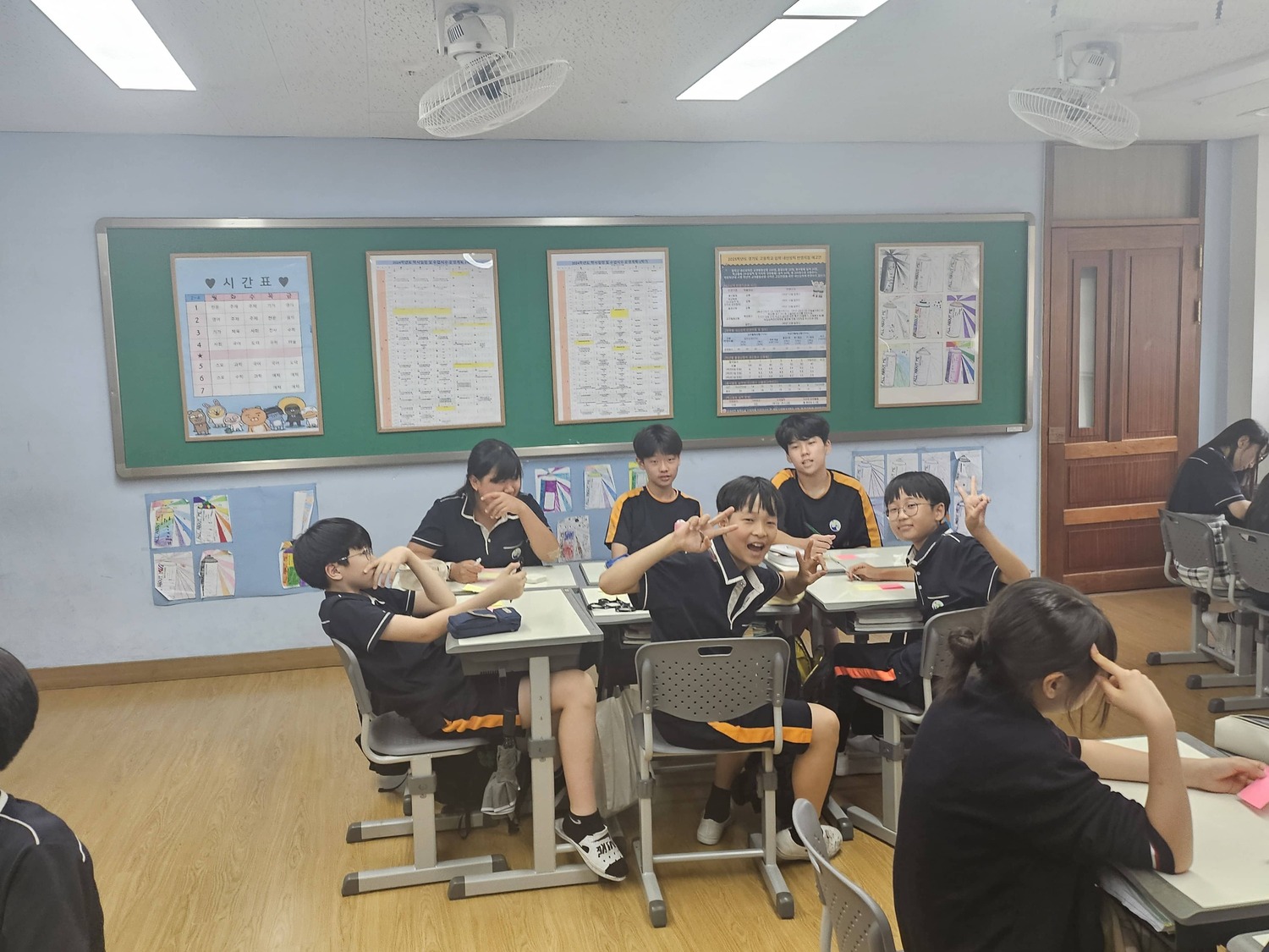 1888724919_pRyaIcNM_79826e6621aa33b6f5b868e193695adb7d8de805.jpg 이미지크게보기